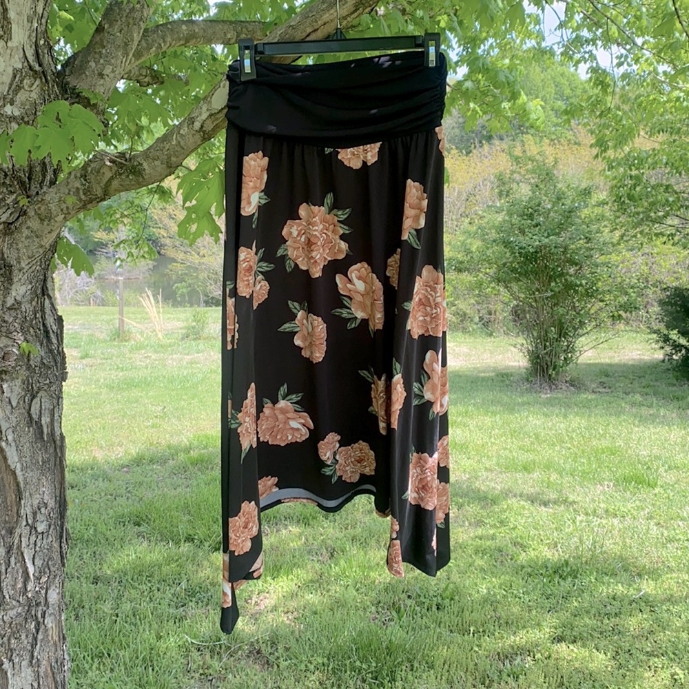 Women’s APT9 XL floral skirt